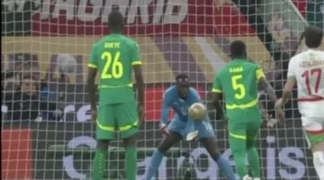 رأي تحكيمي صادم.. ركلة جزاء المغرب صحيحة وأداء كارثي في أمم أفريقيا